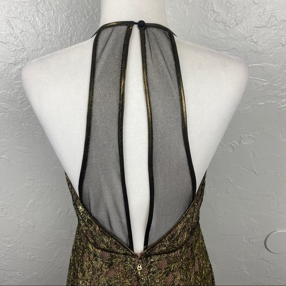 BCBG MaxAzria gold metallic lace "Tenya"
cocktail mini dress size 6 - Picture 6 of 12